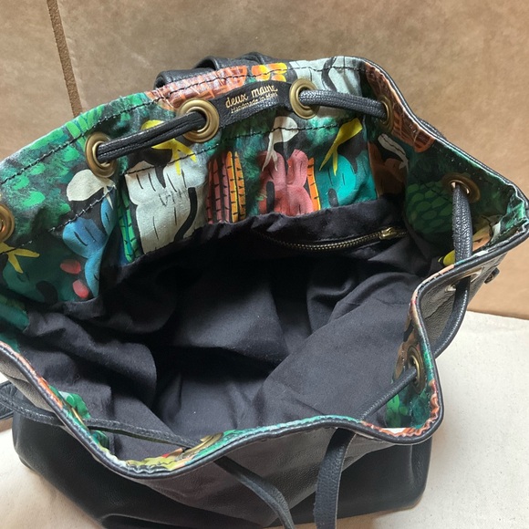 Deux Mains Black Leather Drawstring Backpack small bag rubber bottom - Picture 13 of 15